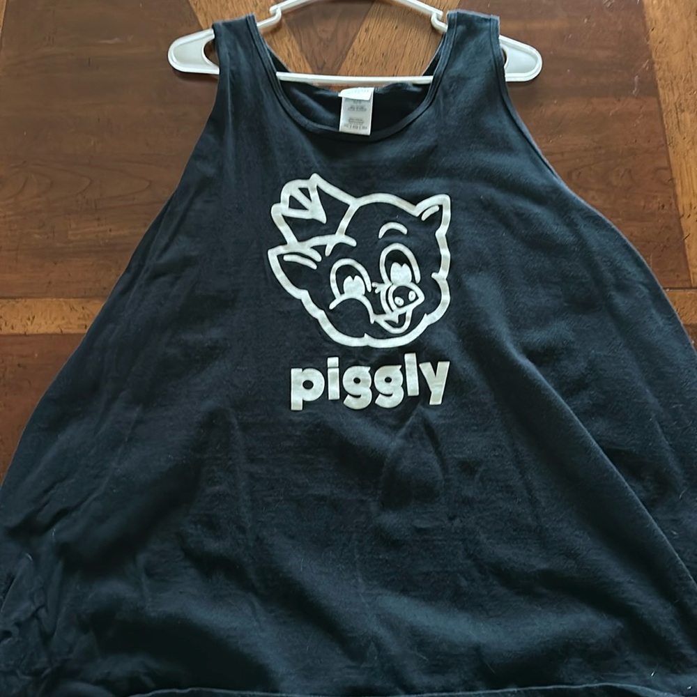 Piggly wiggly tank top 3xl in great condition